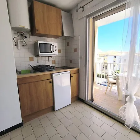 Cabine, Parking - 4 Pers., Quartier Mole - Fr-1-880-39 * Agde